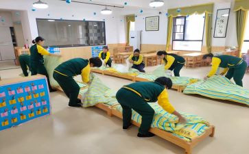 幼儿园小班保育员个人工作总结5篇