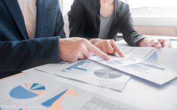财务人述职报告范文6篇