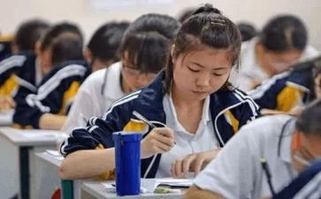 初一数学教师述职报告6篇