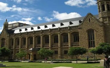 大学毕业生发言稿5篇