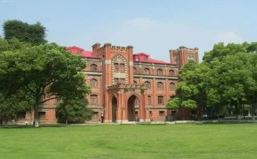 大学面试自我介绍模板6篇