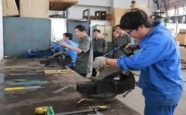 优秀电工工作总结6篇