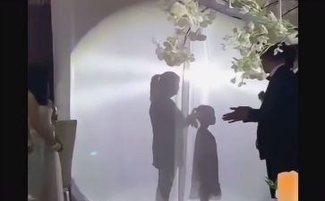 感动人物或事迹优质7篇