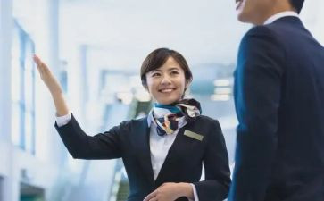 服务班演讲稿7篇
