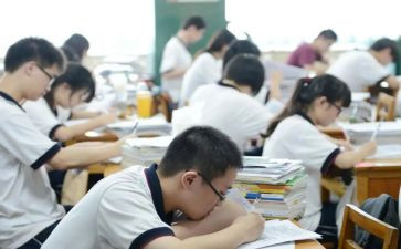 关于青春的高一演讲稿6篇