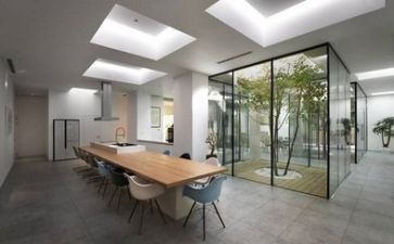 2024年公司工作报告模板6篇