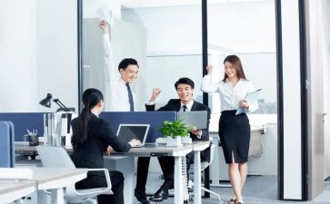 优秀工作者的先进事迹5篇