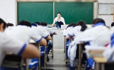 教师月工作计划和总结精选6篇