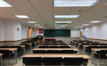 会飞的教室作文400字6篇