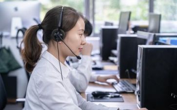 客服月工作报告5篇