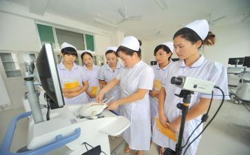 卫校学年鉴定表自我鉴定7篇