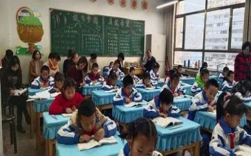 语文课前的演讲稿优秀6篇