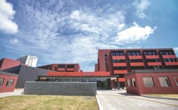 教师关于学校的演讲稿5篇