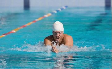 关于游泳学游泳的作文5篇