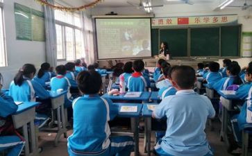 校园安全教育主题班会活动总结7篇